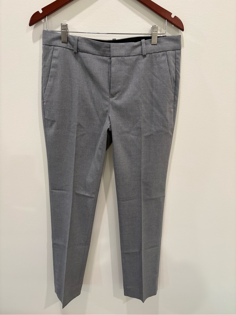 Banana Republic Ryan Gray Dress Pants - 6